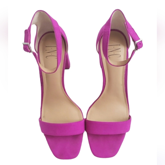 I.N.C. faux suede fuchsia ankle strap chunk heels 9 - Picture 2 of 15